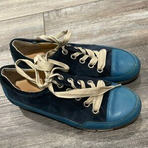 Paul Green Munchen extralight blue suede and leather shoes